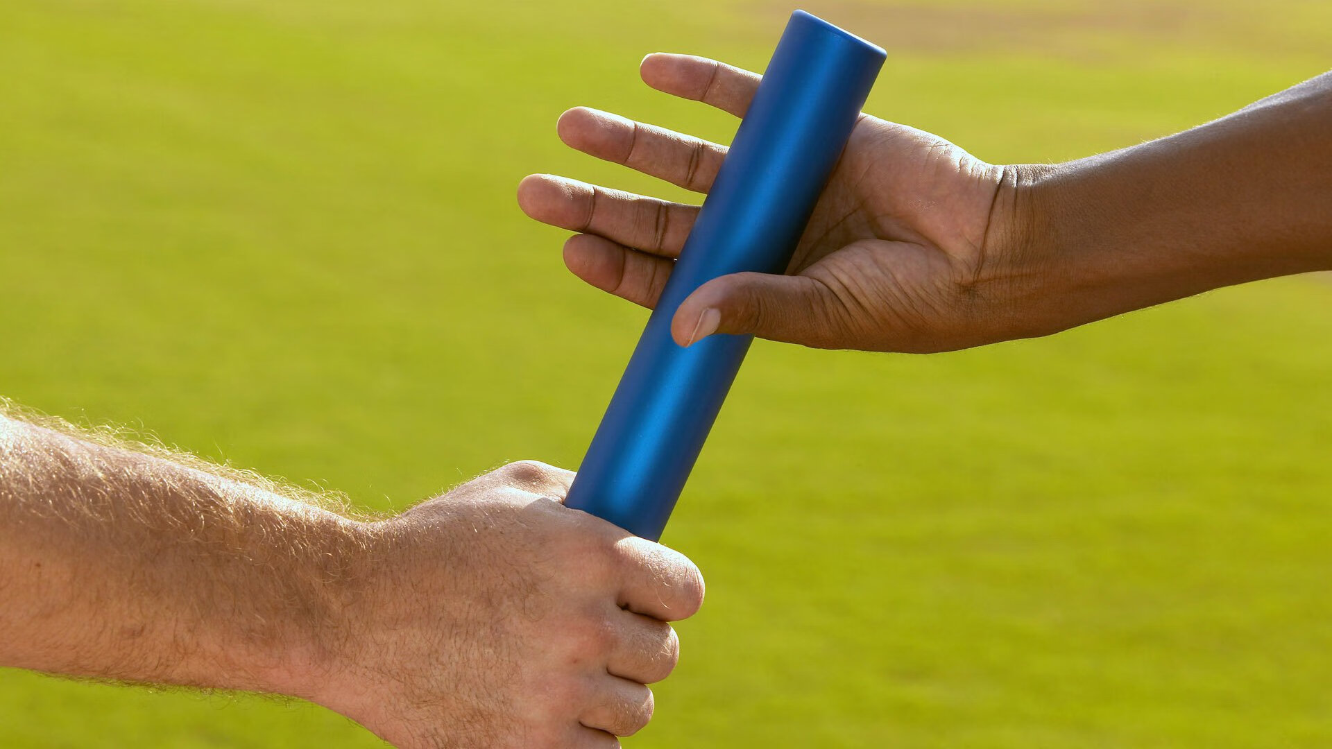 苏炳添携手姚迪战意甲悬念揭晓(苏炳添勇夺百米跑步半决赛第一名)|直播在线观看
